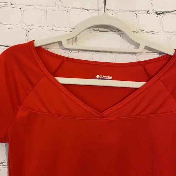 Columbia red top - Picture 2 of 5